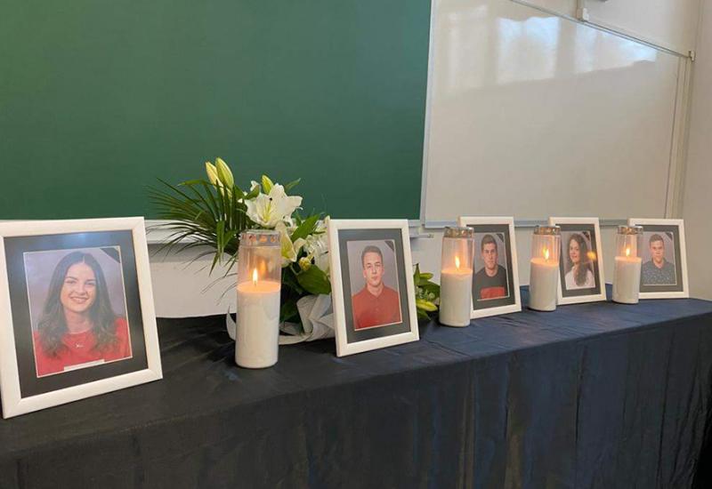 Mostar: Profesori i kolege odali počast tragično preminulim studentima iz Posušja 